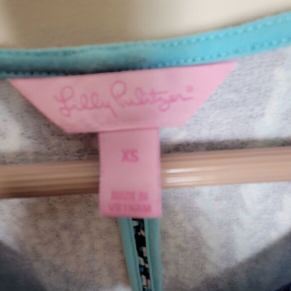 Lilly Pulitzer CLARKE V NECK FRENCH TERRY DRESS Bright Navy Good Reef XS - Picture 3 of 5